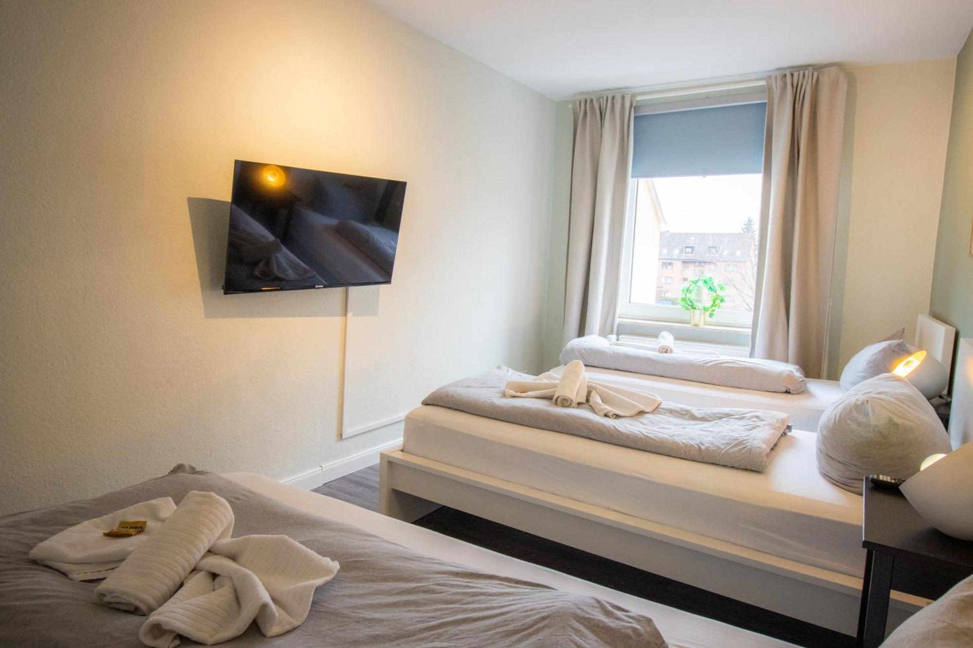 Wohnung Fuer 5 Gaeste Grosse Kueche Messe- Und Citynah Hannover Exterior foto