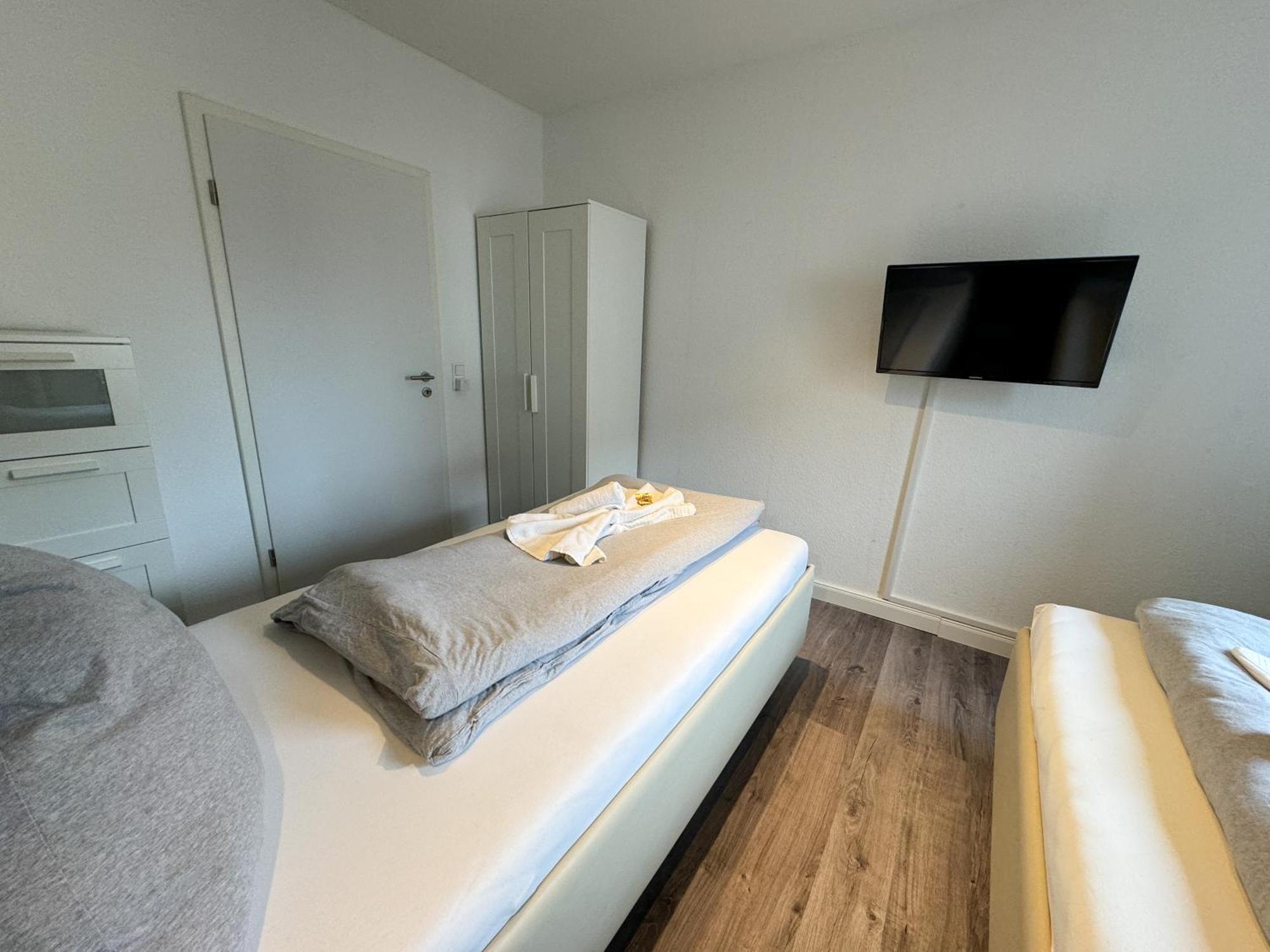 Wohnung Fuer 5 Gaeste Grosse Kueche Messe- Und Citynah Hannover Exterior foto